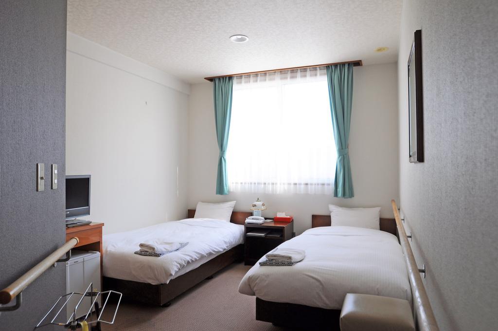 Highland Furano Hotel Exterior photo
